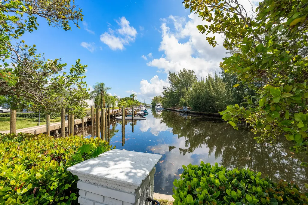 6319 Bay Club Drive Fort Lauderdale FL 33308