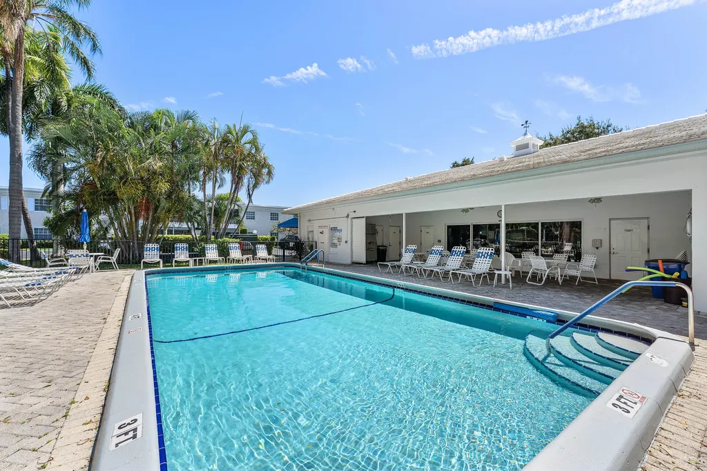 6319 Bay Club Drive Fort Lauderdale FL 33308