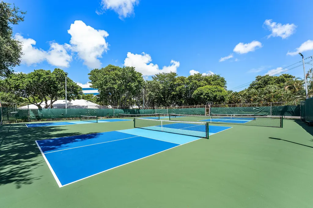 6319 Bay Club Drive Fort Lauderdale FL 33308