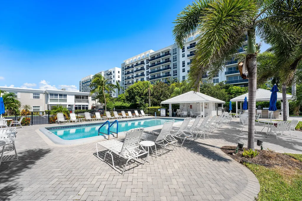 6319 Bay Club Drive Fort Lauderdale FL 33308