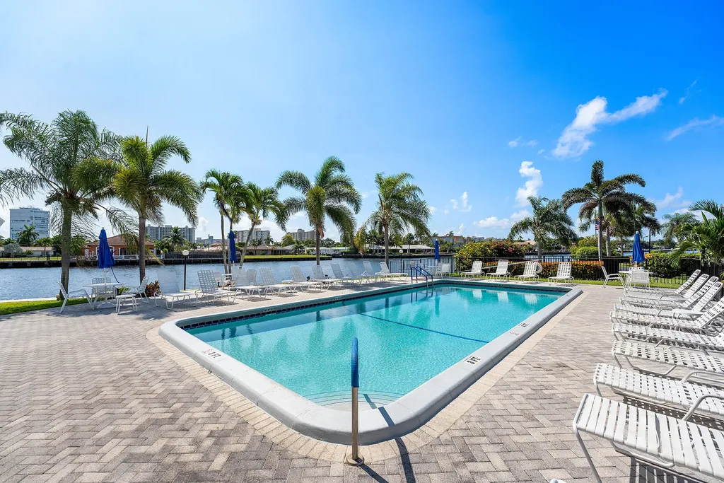 6319 Bay Club Drive Fort Lauderdale FL 33308