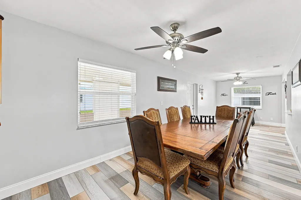 8960 NW 12th Place Plantation FL 33322