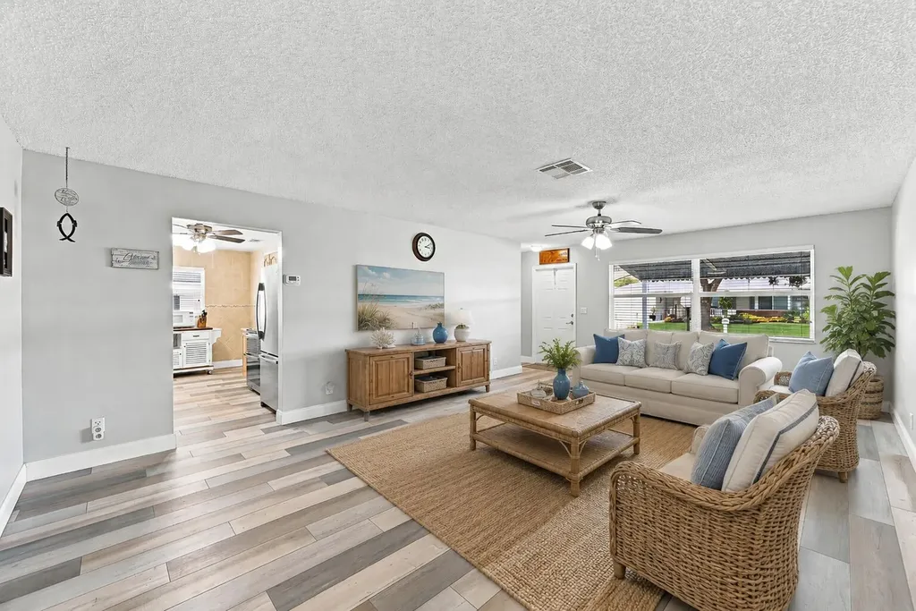 8960 NW 12th Place Plantation FL 33322