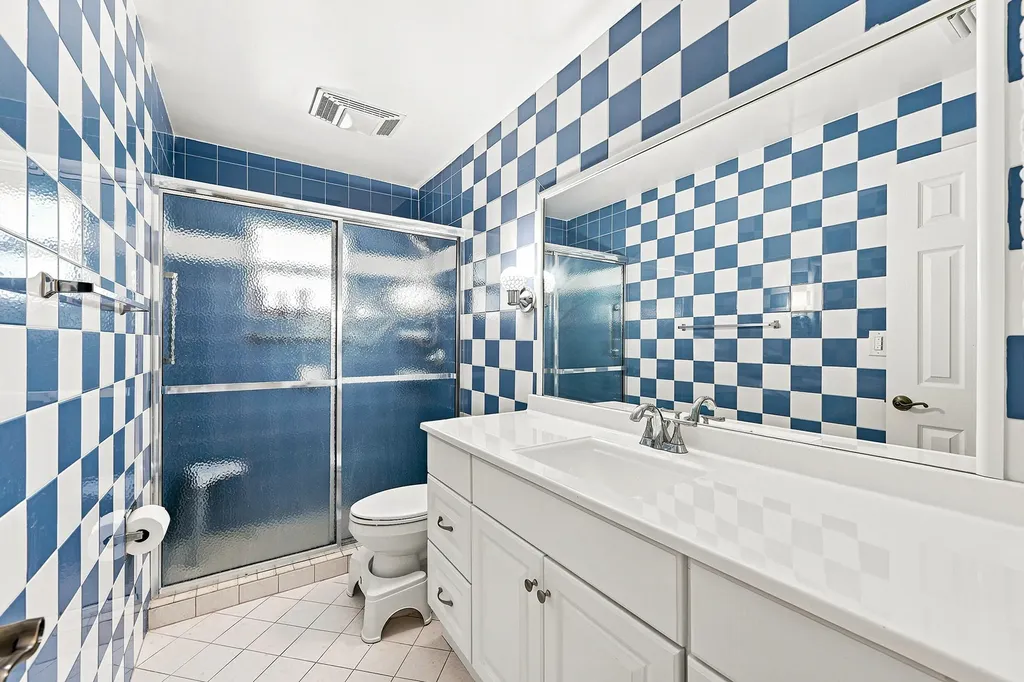 8960 NW 12th Place Plantation FL 33322