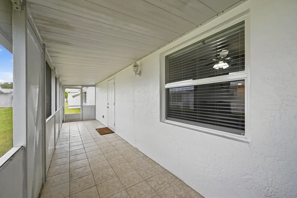8960 NW 12th Place Plantation FL 33322