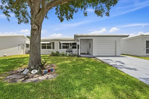 8960 NW 12th Place Plantation FL 33322
