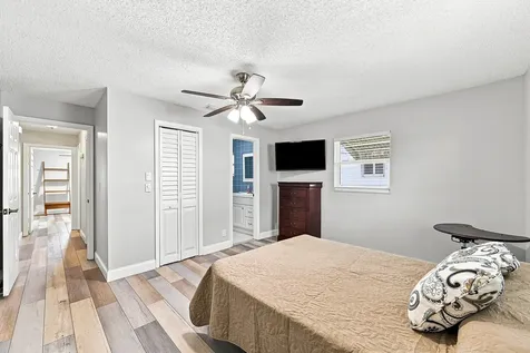 8960 NW 12th Place Plantation FL 33322
