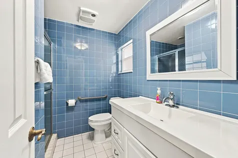 8960 NW 12th Place Plantation FL 33322