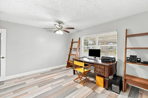 8960 NW 12th Place Plantation FL 33322