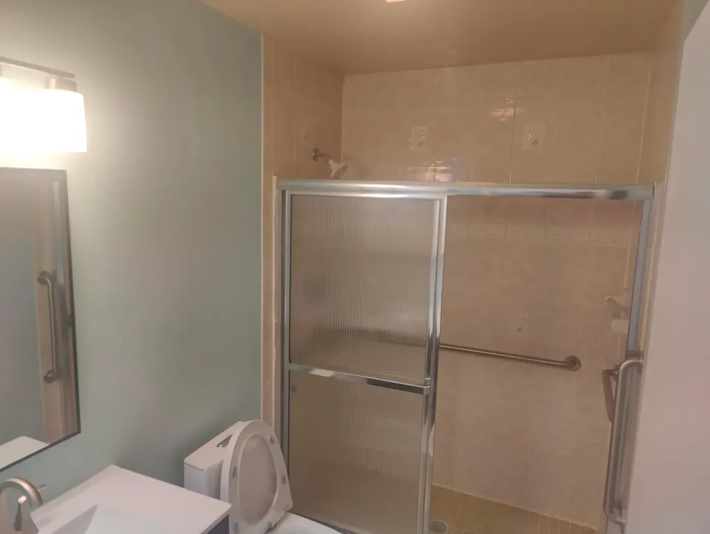 302 Lakeview Drive E Royal Palm Beach FL 33411