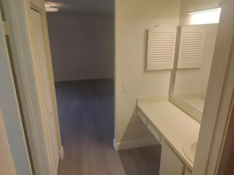 302 Lakeview Drive E Royal Palm Beach FL 33411