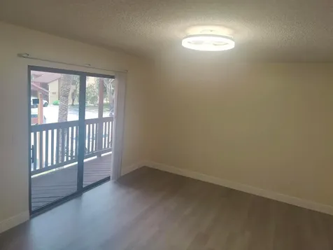 302 Lakeview Drive E Royal Palm Beach FL 33411