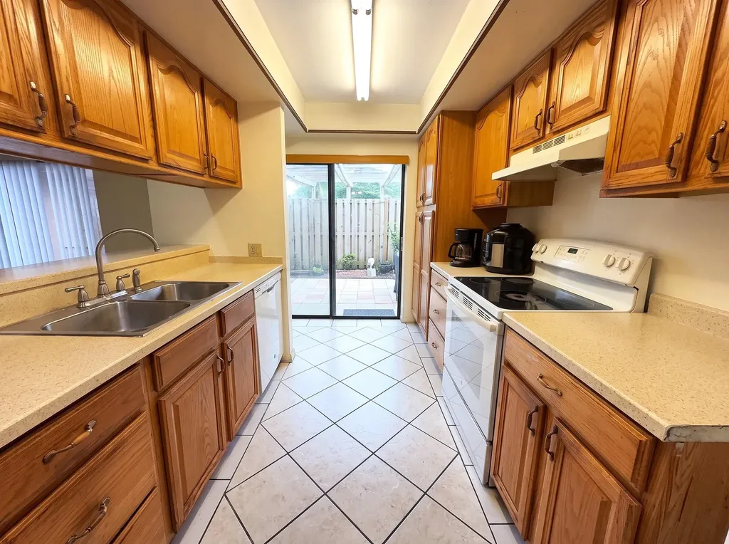 1905 19th Lane Greenacres FL 33463