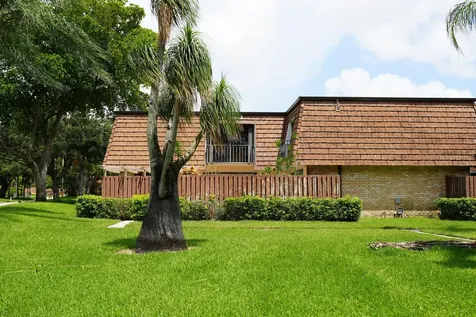 1905 19th Lane Greenacres FL 33463