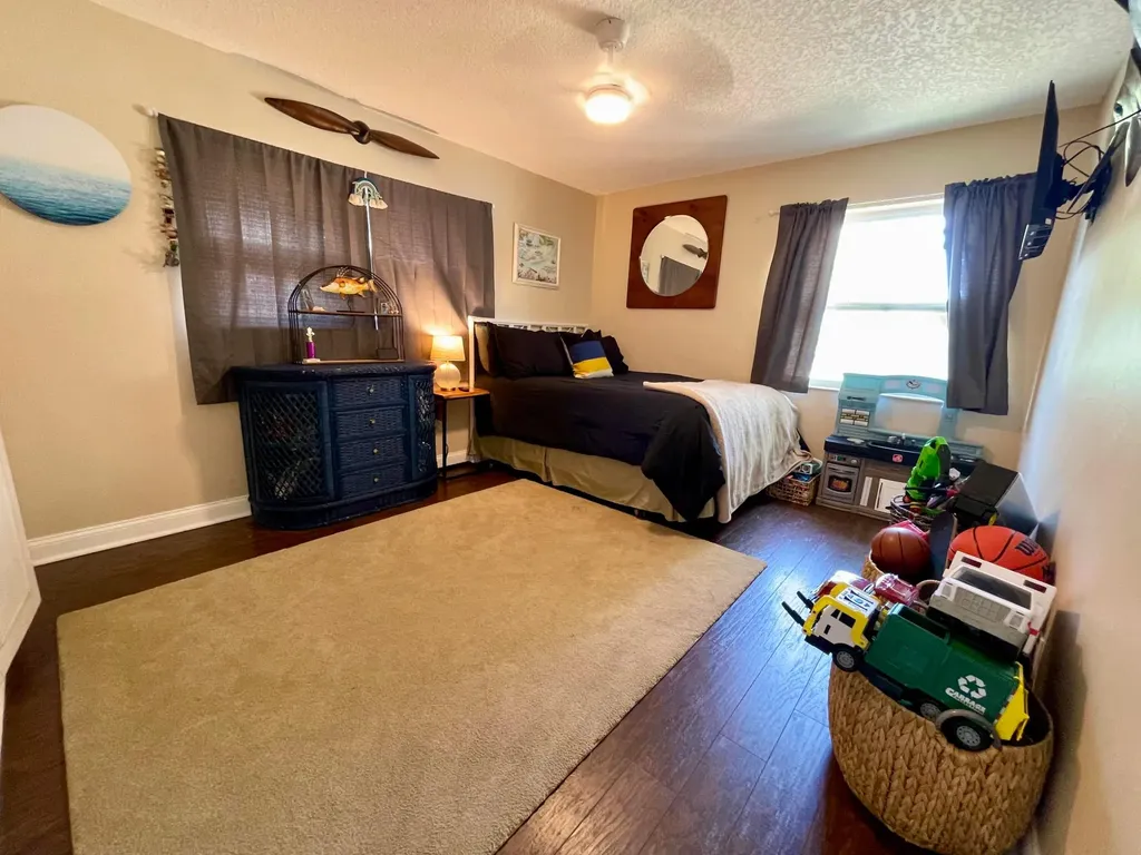 415 Beacon Street Tequesta FL 33469