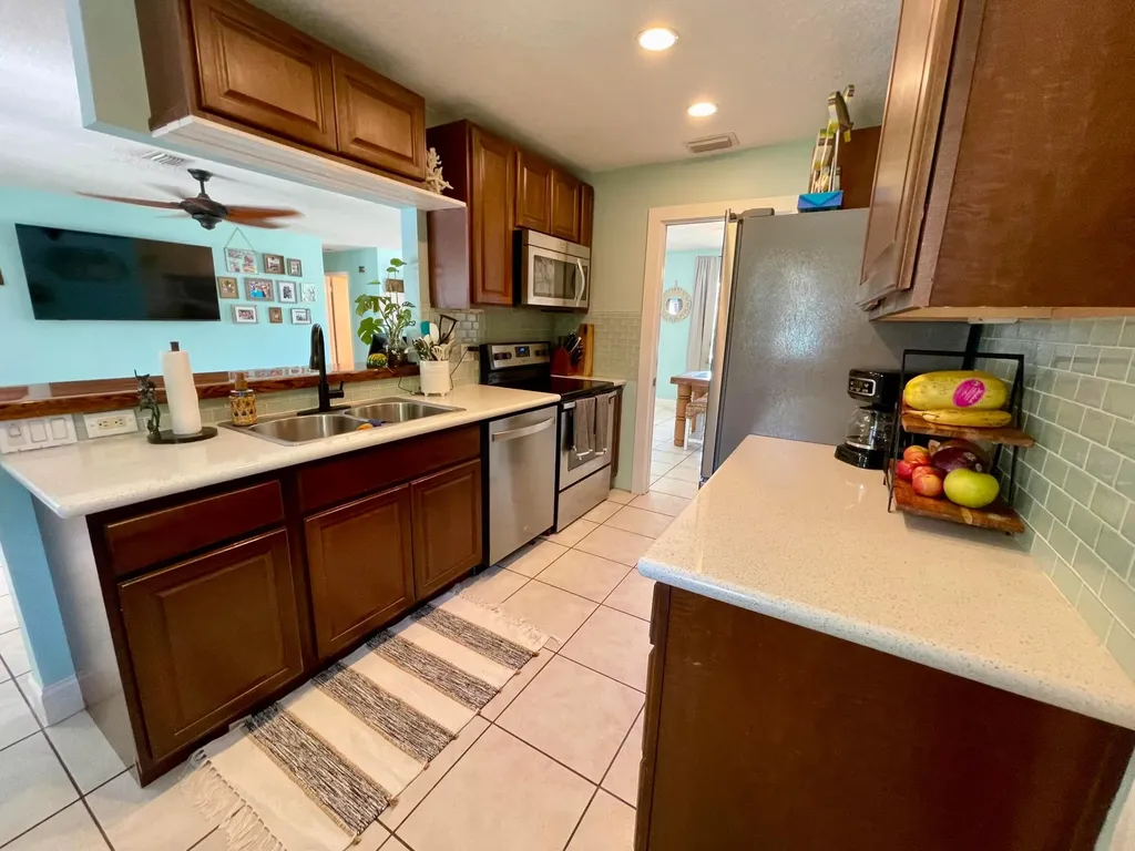 415 Beacon Street Tequesta FL 33469