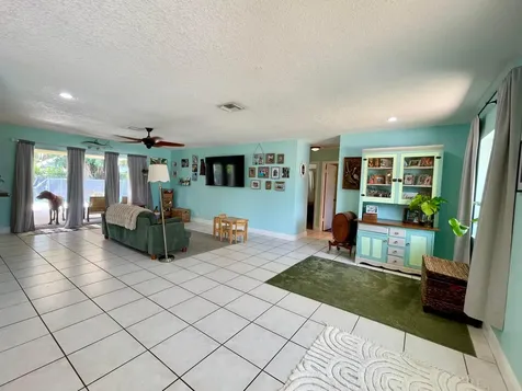 415 Beacon Street Tequesta FL 33469