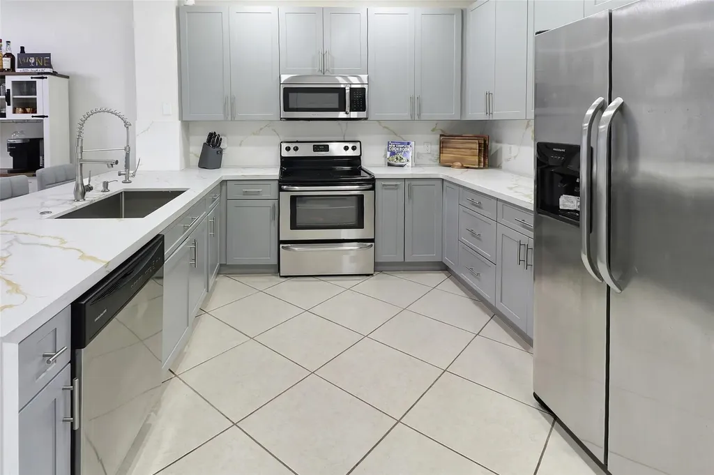 8106 Prestige Commons Drive Tamarac FL 33321