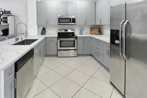 8106 Prestige Commons Drive Tamarac FL 33321
