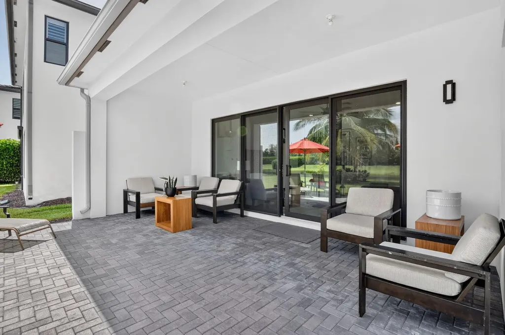 17333 Rainstream Road Boca Raton FL 33496