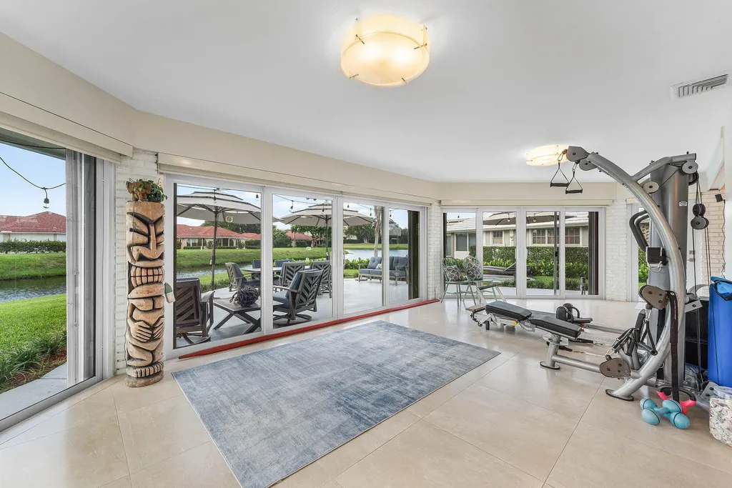 362 Yorktowne Circle Atlantis FL 33462