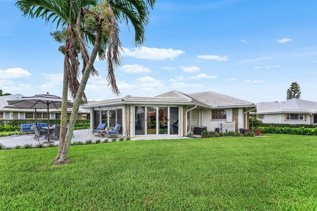362 Yorktowne Circle Atlantis FL 33462