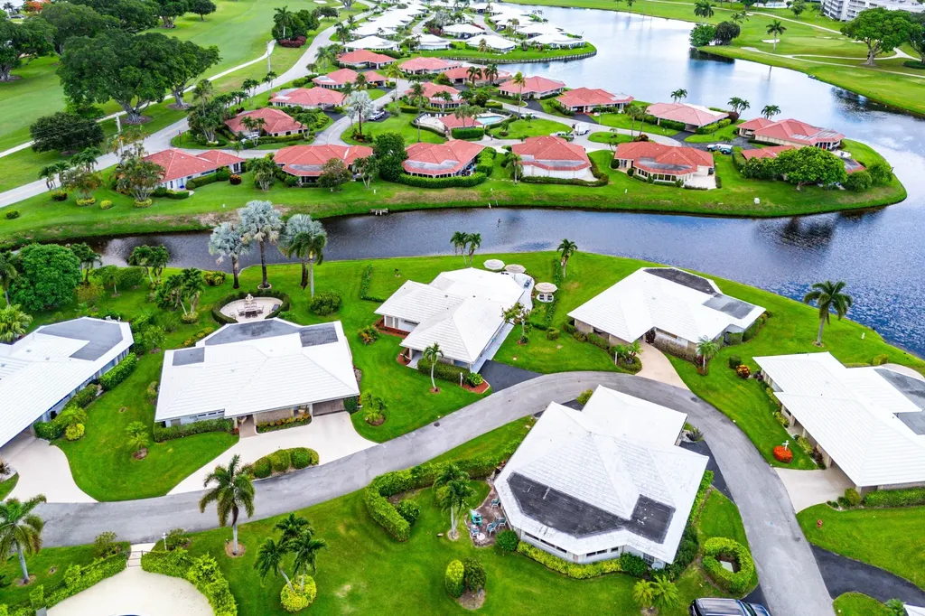 362 Yorktowne Circle Atlantis FL 33462
