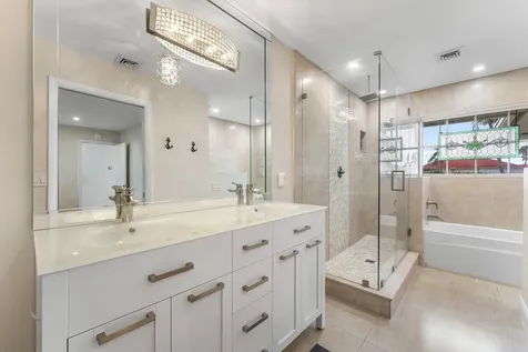 362 Yorktowne Circle Atlantis FL 33462