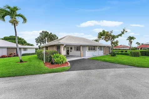 362 Yorktowne Circle Atlantis FL 33462