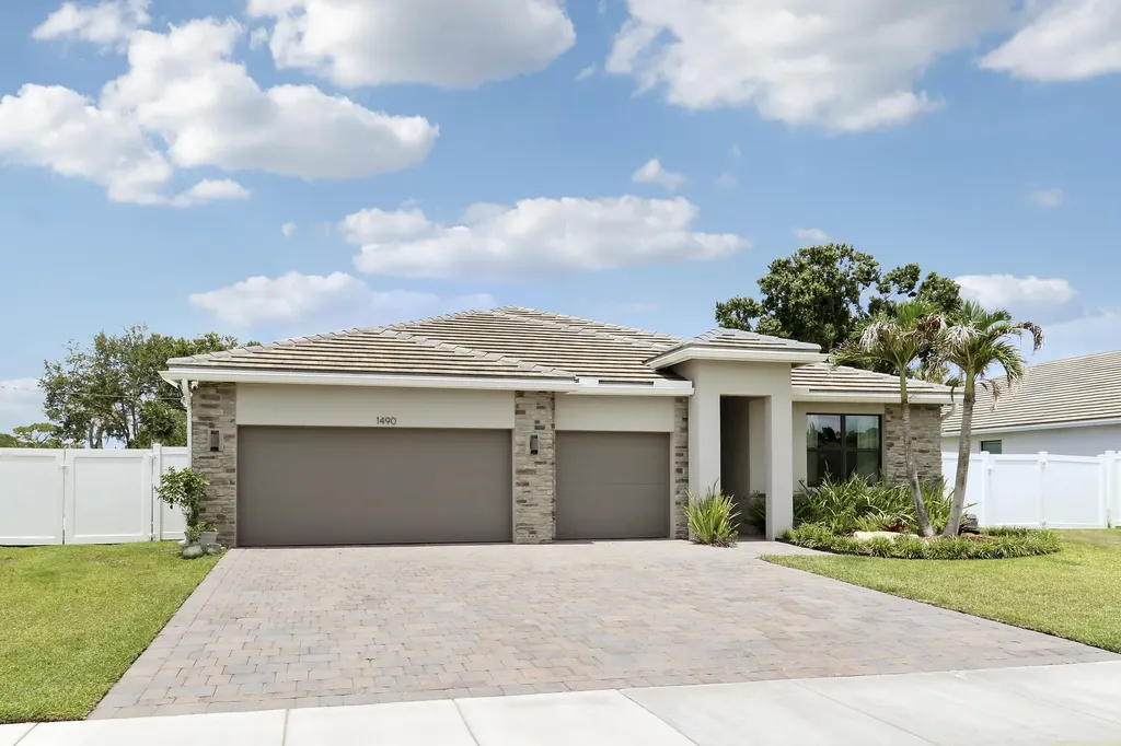 1490 SW Lago Circle Palm City FL 34990