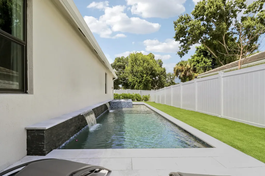 1490 SW Lago Circle Palm City FL 34990