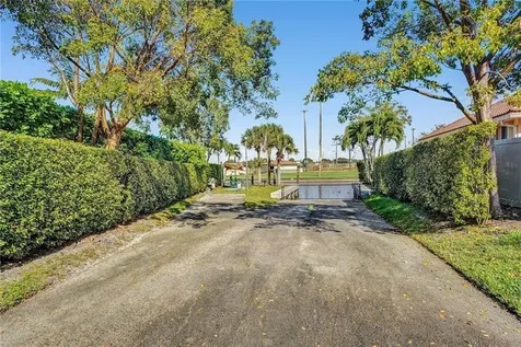 2030 SW 62nd Avenue Plantation FL 33317