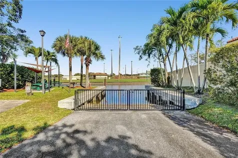 2030 SW 62nd Avenue Plantation FL 33317