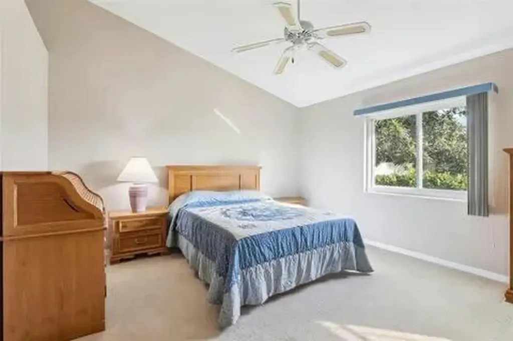 2367 Bagdad Avenue Orlando FL 32833