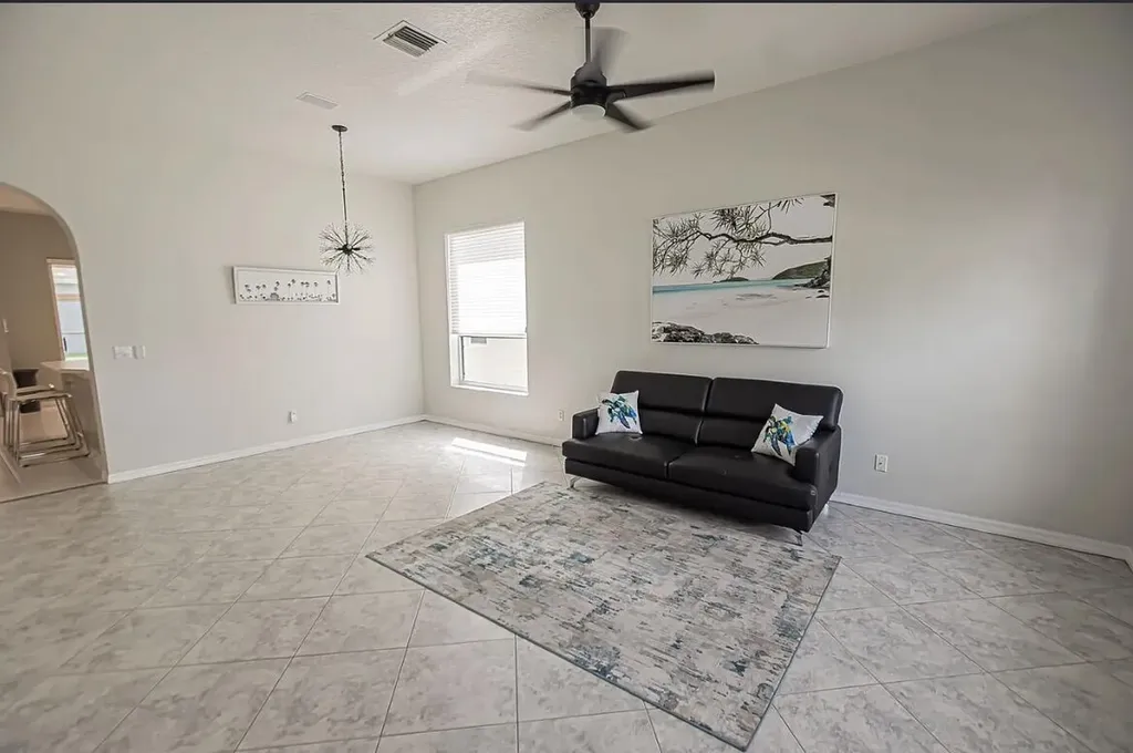 615 NW Monticello Port St Lucie FL 34986