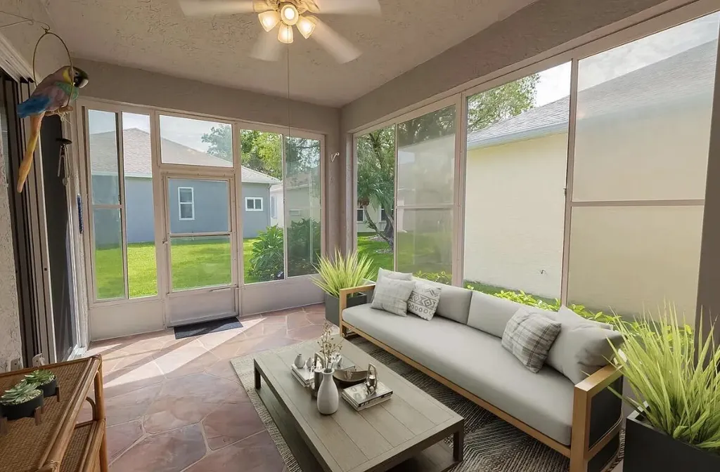 615 NW Monticello Port St Lucie FL 34986