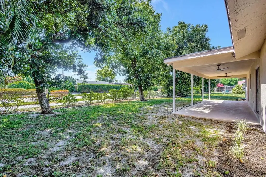 11630 Anhinga Drive Wellington FL 33414