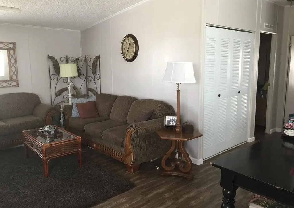 2866 Plumosa Lane West Palm Beach FL 33403