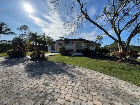 7579 Coconut Boulevard West Palm Beach FL 33412
