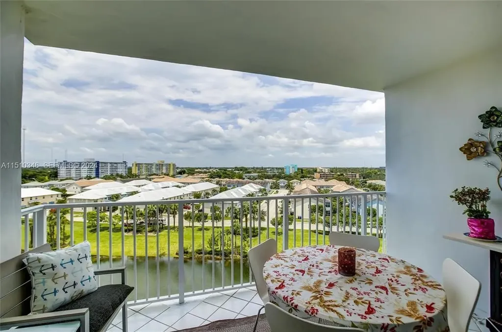 3850 Washington Street Hollywood FL 33021