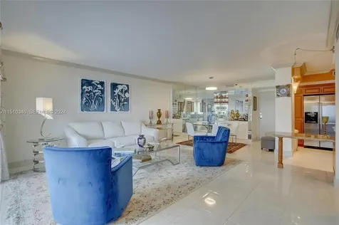 3850 Washington Street Hollywood FL 33021