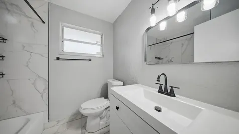 4681 SW 43rd Terrace Dania Beach FL 33314