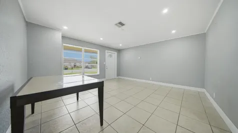 4681 SW 43rd Terrace Dania Beach FL 33314