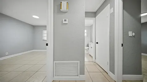 4681 SW 43rd Terrace Dania Beach FL 33314