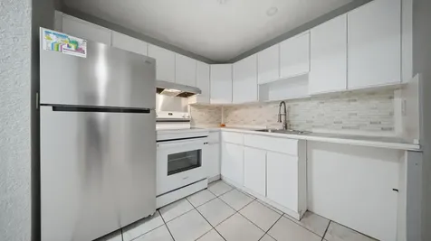 4681 SW 43rd Terrace Dania Beach FL 33314