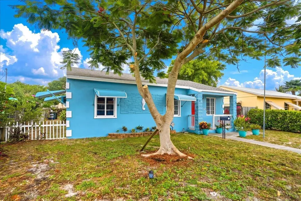 1219 N E Street Lake Worth FL 33460