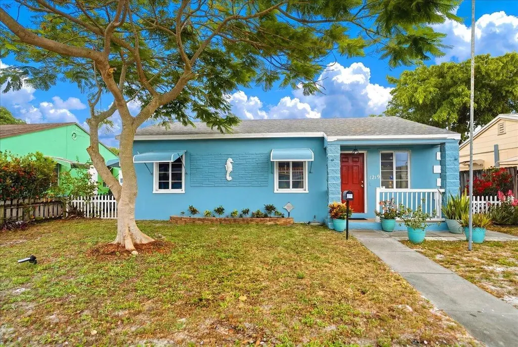 1219 N E Street Lake Worth FL 33460