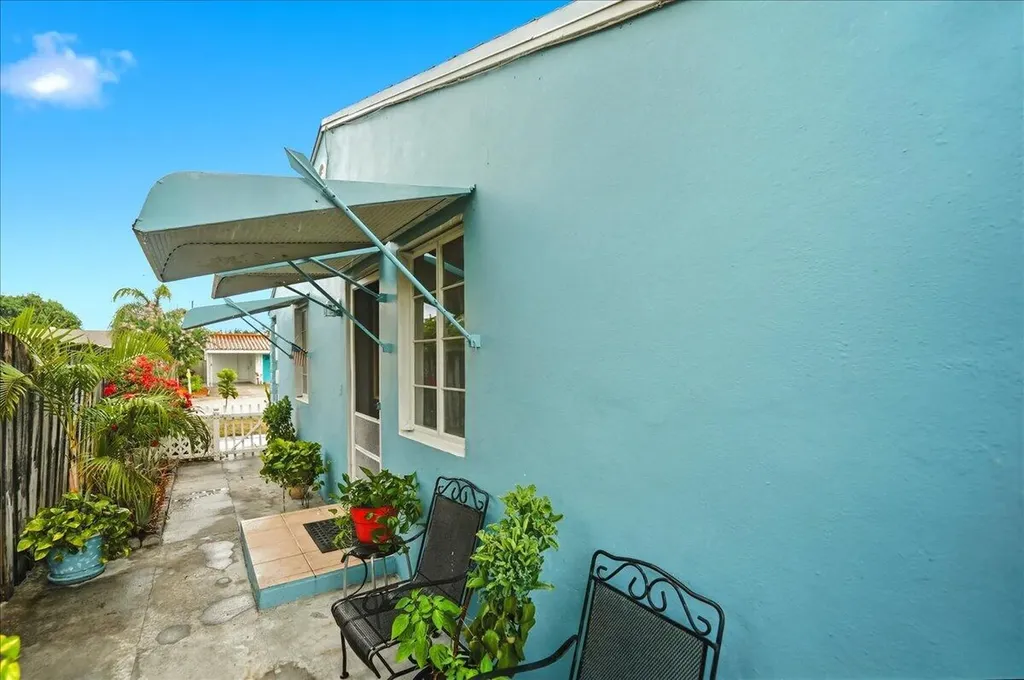 1219 N E Street Lake Worth FL 33460