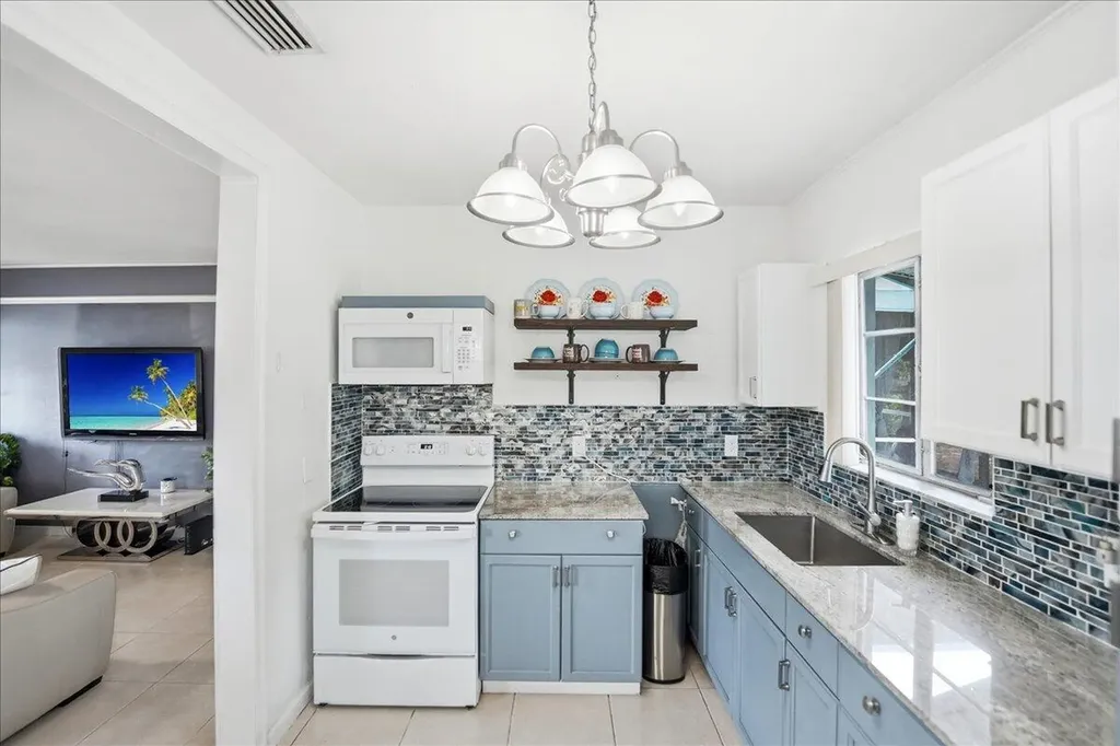 1219 N E Street Lake Worth FL 33460