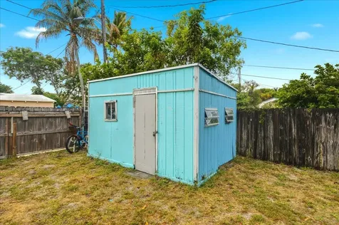 1219 N E Street Lake Worth FL 33460